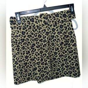 Zara Green Leopard Belted Shorts NEVER WORN